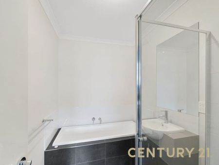 Modern Home, Great Location - Photo 4