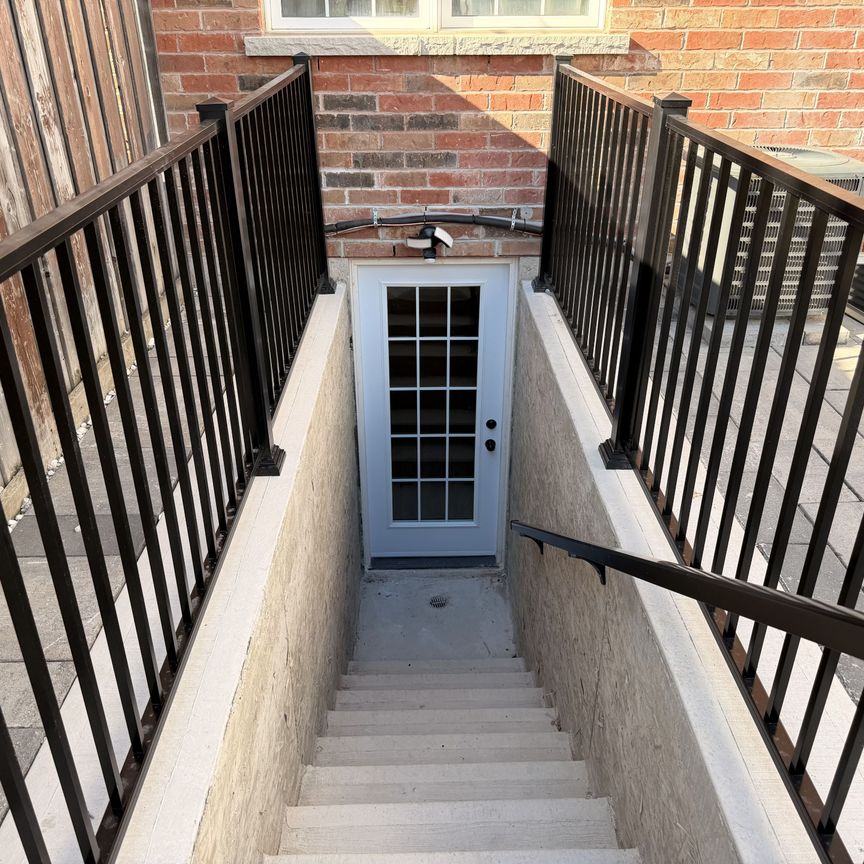 For Lease - 604 Lott Crescent Unit# Bsmt, Milton, Ontario - Photo 1