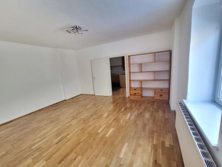 FROHNLEITEN Hauptplatz- Große 2-Zimmer-Wohnung mit 80m² und kleiner Terrasse - Photo 3
