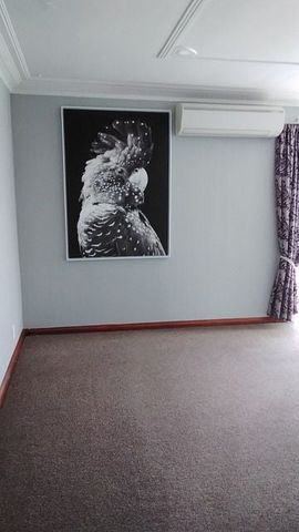 Very nice 2 bedroom Waverley home - Photo 4