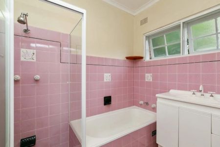 Spacious Single-Level Family Home with Entertaining Deck - Photo 4