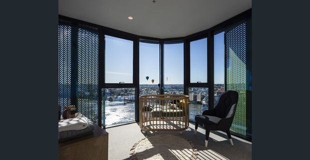 NE facing 3 bed apt + up to 6wks RENT FREE * - book your inspection today! - Photo 1