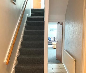 1 bedroom in a house share to rent - Photo 6