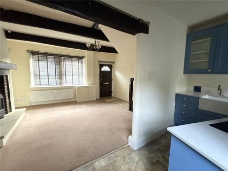 2 bedroom terraced house to rent - Photo 2