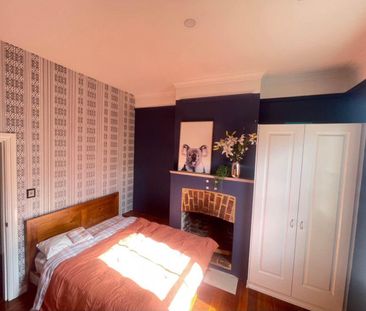 Victoria Park - Photo 3