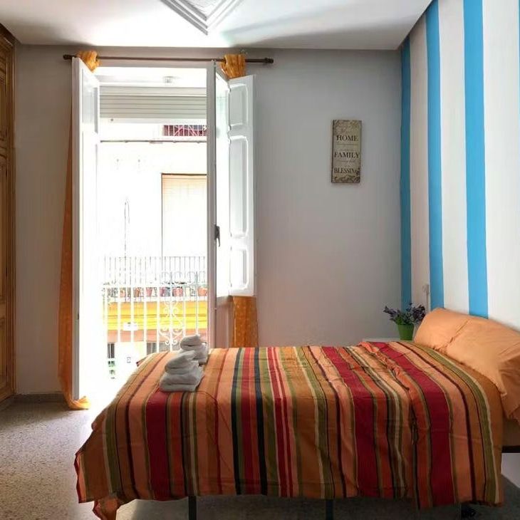 Calle Serranos, Valencia, Valencian Community 46003 - Photo 1