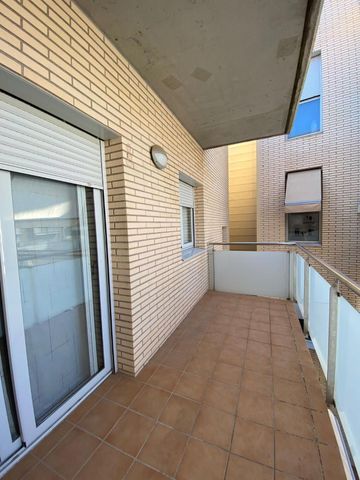 Piso de alquiler en Josep Ricart, Roses - Castellbell - Photo 5