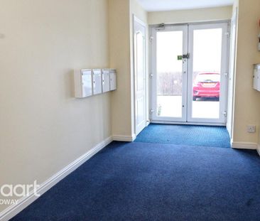 2 bedroom apartment to rent - Photo 2