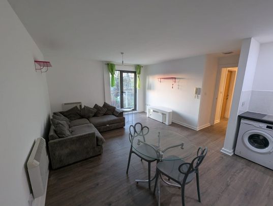 2 Bed Flat, Ordsall Lane, M5 - Photo 1