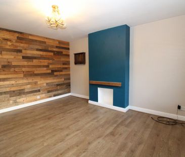 3 bedroom end of terrace house to rent - Photo 5