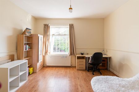 Lynnwood Terrace, Fenham, Newcastle Upon Tyne - Photo 4