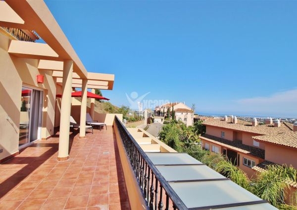 Luxury 2 bedrooms Penthouse Duplex for rent in Nueva Andalucia