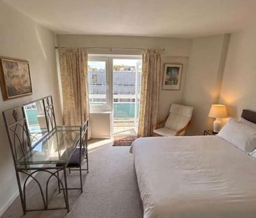 Metropole Court, Brighton, BN1 - Photo 5