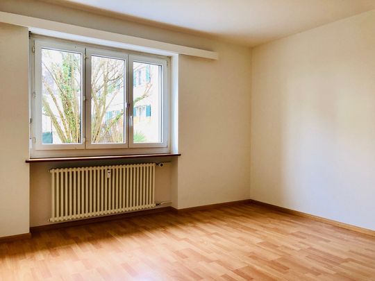 3-ZIMMERWOHNUNG IM ERDGESCHOSS MIT GUTER ANBINDUNG - NÄHE BAHNHOF - Photo 1