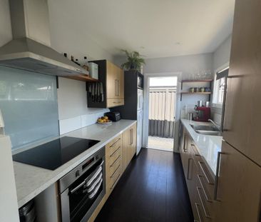 EASY CARE LIVING - Photo 6