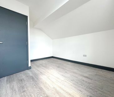 Harehills Lane,ls9 - Photo 3