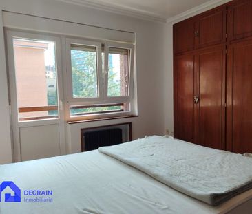 Piso de alquiler en Oviedo - Calle Rafael Altamira, Buenavista - Photo 2