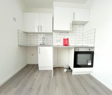 Studio to rent - Photo 6