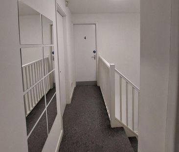 Mixed use to rent - Photo 2