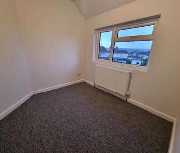 Carisbrooke Road, Bristol - Photo 3