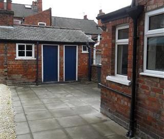 1 bedroom in a house share to rent - Photo 6