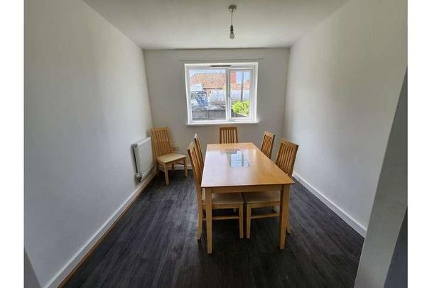 Taunton Road, Bridgwater, TA6 - Photo 1