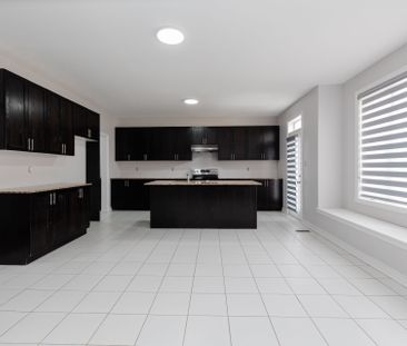 For Lease - 958 Green Street, Innisfil, Ontario - Photo 5