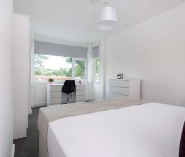 Southmead Road, Southmead - Photo 5