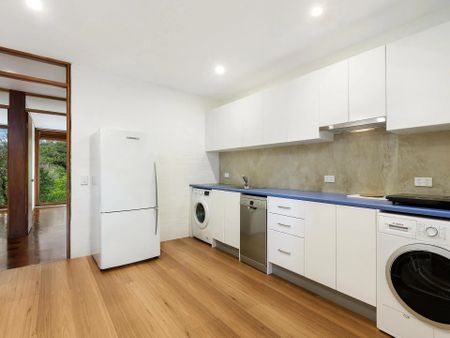 9A The Barricade, Castlecrag NSW 2068 - Apartment For Rent | Domain - Photo 3