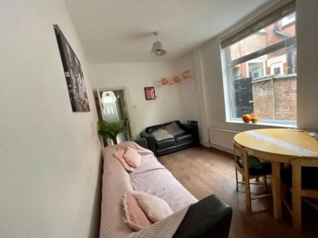 Winchester Avenue, Leicester - Photo 1