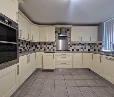3 bedroom terraced house to rent - Photo 6