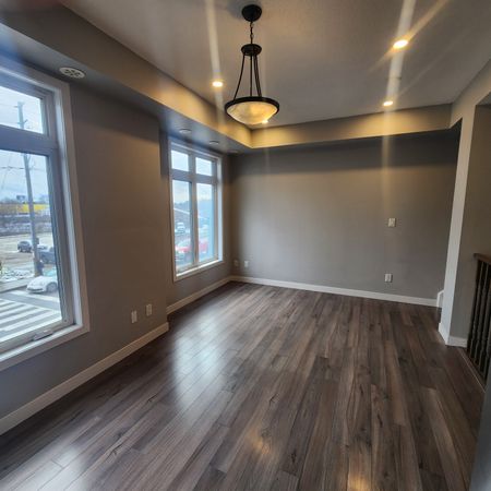 For Lease - 630 Rogers Road Unit# 14, Toronto, Ontario - Photo 3