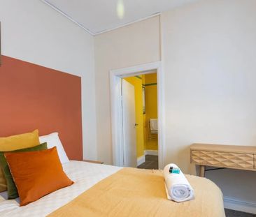 1 Bed Flat, Holland Road, BN3 - Photo 6