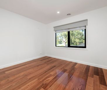 Huge Brand New Townhouse in Heart of Ringwood - Photo 1