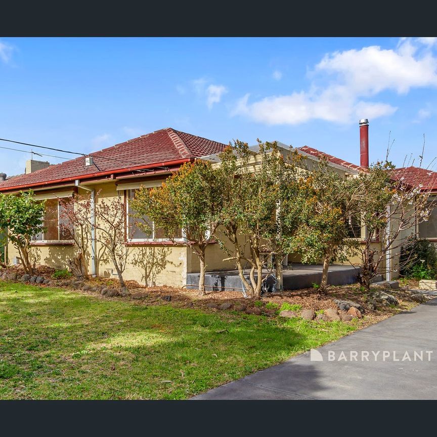 3 Smithfield Square, Wantirna, Vic 3152 - Photo 1