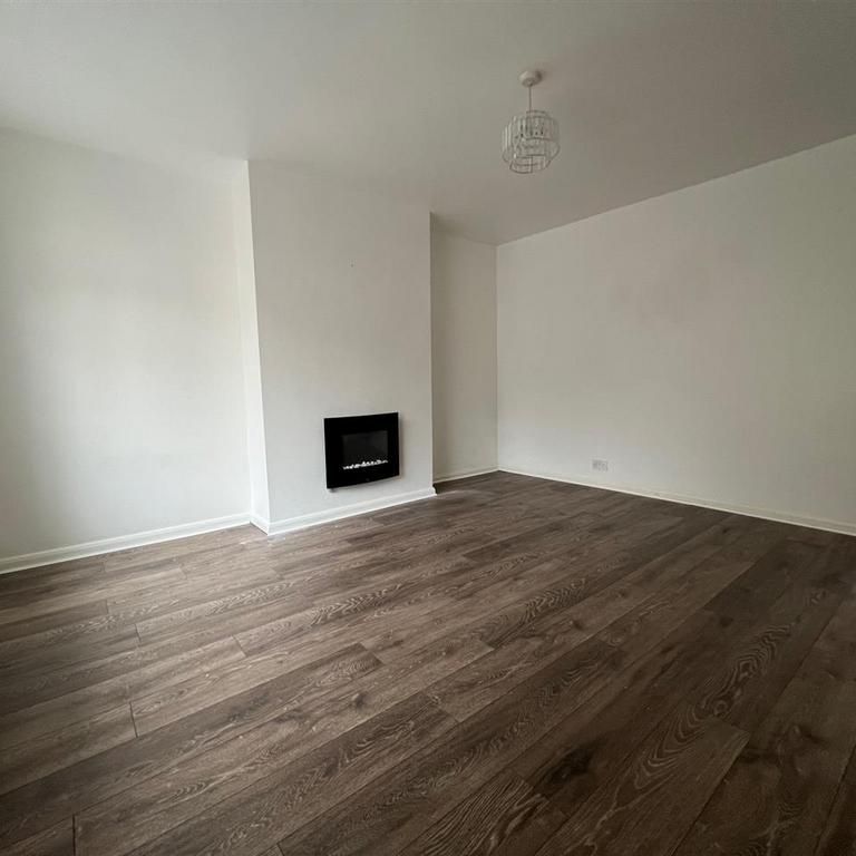 3 bedroom townhouse to rent - Photo 1