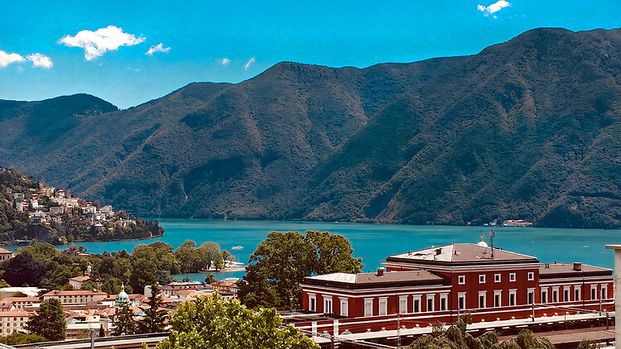 2½ Zimmer-Wohnung in Lugano (TI), möbliert, auf Zeit - Photo 1