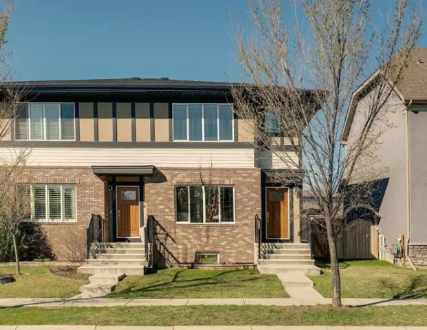 3 Bedroom 3.5 Bath with Detached Double Car Garage in Mahogany! | Calgary - Photo 1