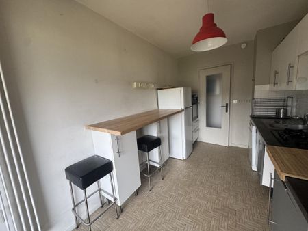 Location Appartement 3 pièces Meublé 70m² BARBERAZ 73000 - Photo 5