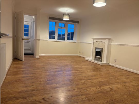 2 bedroom terraced house to rent - Photo 1