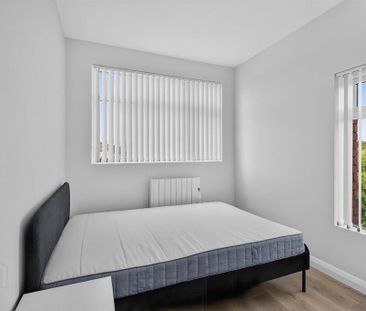 Apt 5, 52 Myrtlefield Park, Belfast, BT9 6NF - Photo 6