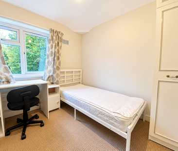 3 bedroom terraced house to rent - Photo 2