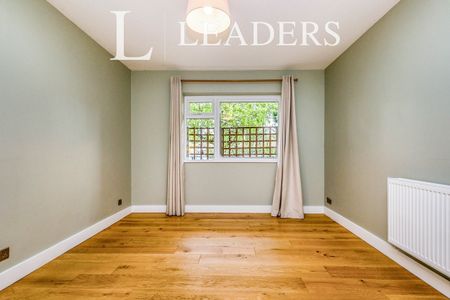 2 bedroom apartment to rent Jordans Close, Guildford, GU1 - Photo 4