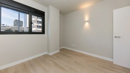 Piso de alquiler en Carrer de la Indústria, 378, Gorg - Foto 2