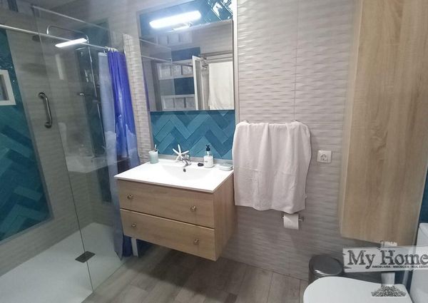 081-632 Central spacious apartment in Playa del Ingllés