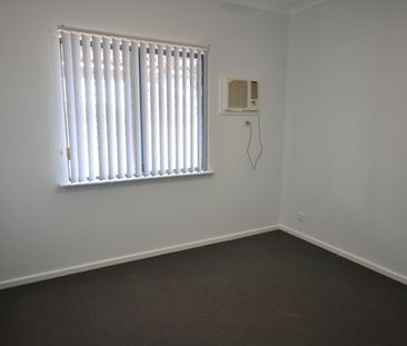 NEAT AND TIDY - 3x1 Close to CBD - Photo 3
