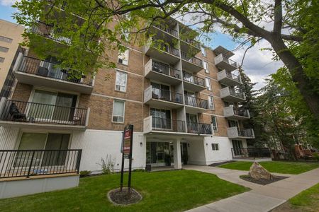 915 13 Avenue SW, Calgary - Photo 2