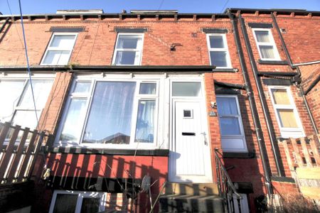 2 bedroom terraced house to rent - Photo 5