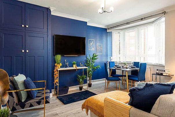 2 bedroom flat to rent - Photo 1