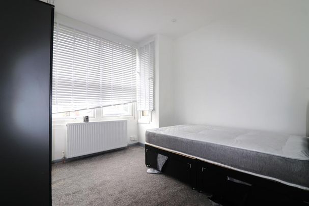 5 bedroom terraced house to rent - Photo 1